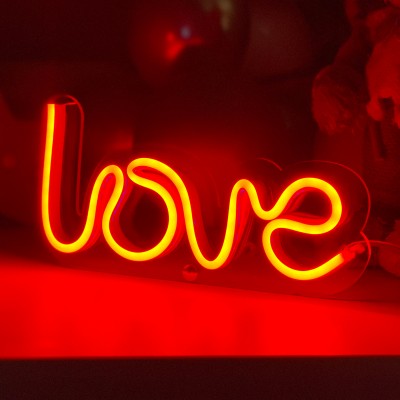 Çocuk Odası İçin Masaüstü Küçük Love Yazılı Neon Led Işıklı Tablo 20 x 10 cm
