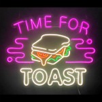 Time For Toast Yazılı ve Tost Şeklinde Neon Led Işıklı Tablo