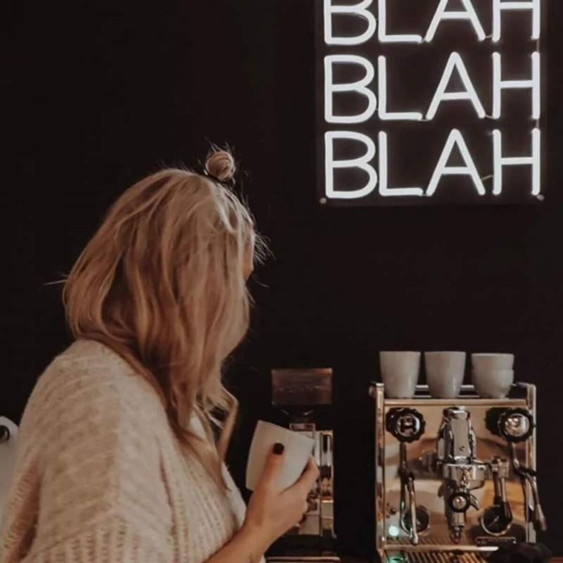 Blah Blah Blah Neon Led Işıklı Tablo