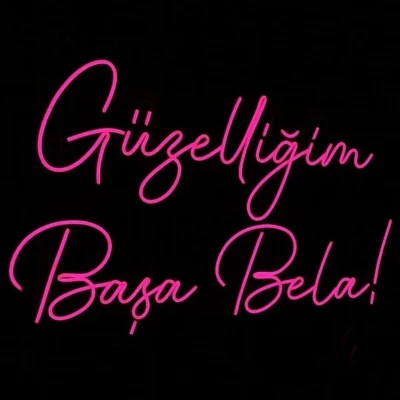 Güzelliğim Başa Bela Yazılı Neon Led Işıklı Tablo