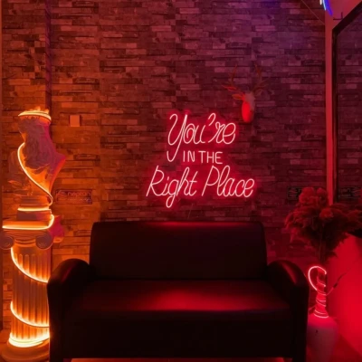 You're In The Right Place Neon Led Işıklı Tablo